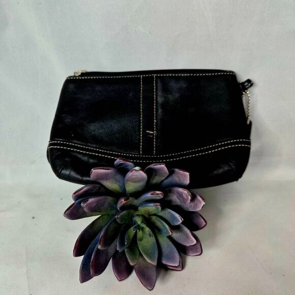 Coach Wristlet - Picture 4 of 5